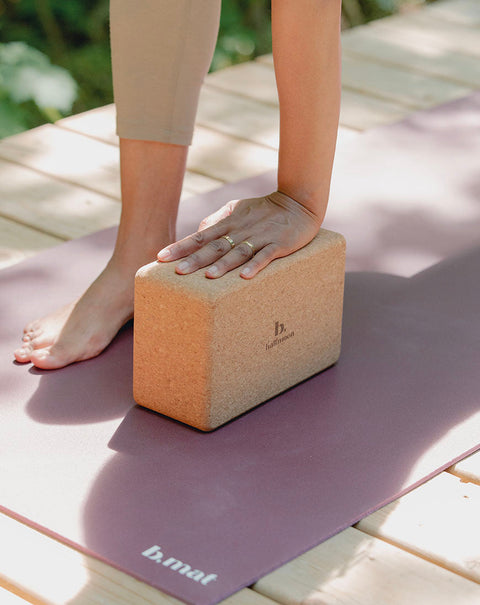 bmat-everyday-rouge-20449-0008_3_-cork-block-natural-cork20329-0001-arcana23-a